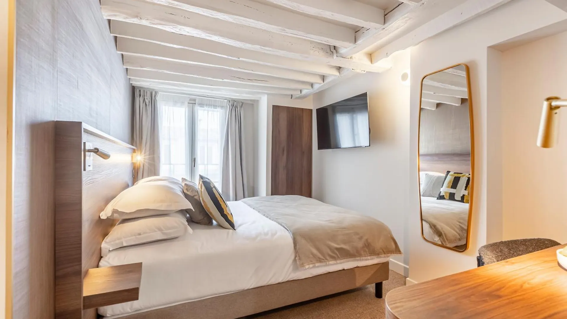 Le Madame By Sweett Hotel